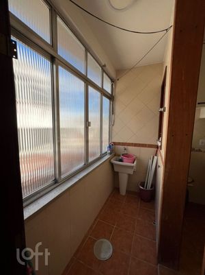 Image 5 - 927965