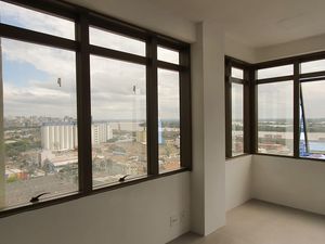 Image 8 - 927976