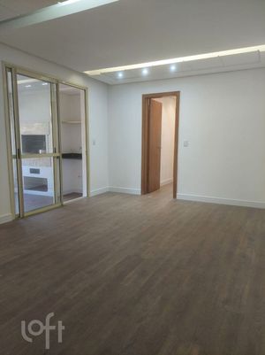 Image 34 - 928035