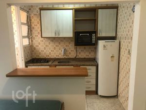 Image 3 - 928036