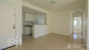 Image 30 - 928046