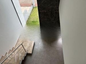Image 1 - 928081
