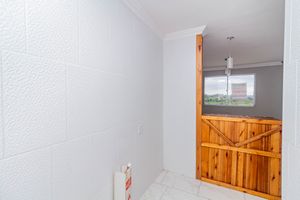 Image 4 - 928099