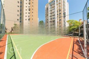Image 35 - 928106