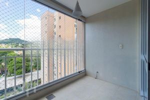 Image 5 - 928106