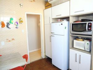 Image 5 - 928113