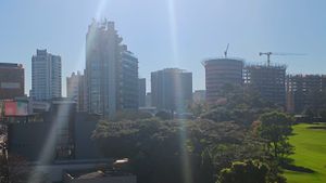 Image 44 - 928115