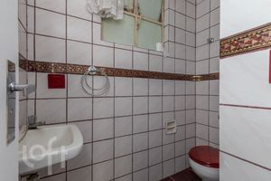 Image 3 - 928125