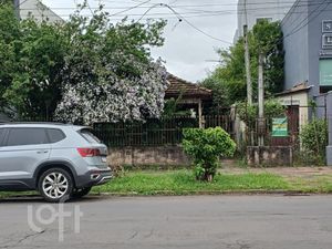 Image 17 - 928130