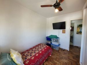 Image 8 - 928137