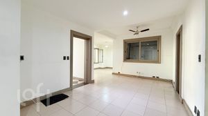 Image 11 - 928153