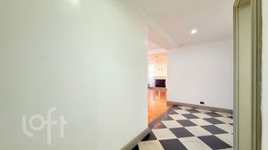 Image 38 - 928153