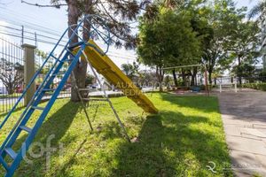 Image 14 - 928163
