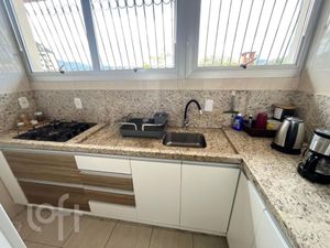 Image 15 - 928172