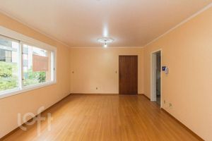 Image 1 - 928186