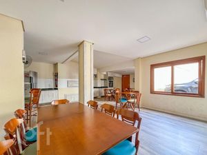 Image 10 - 928188