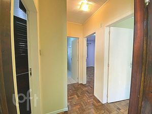Image 4 - 928193