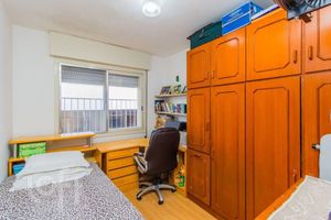 Image 6 - 928197