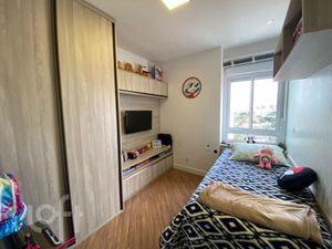 Image 8 - 928212