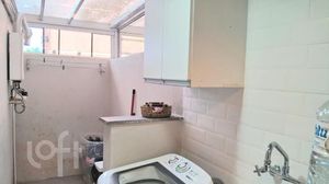 Image 3 - 928217