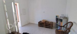 Image 1 - 928230