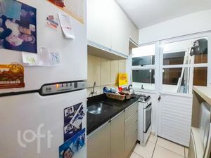 Image 4 - 928263