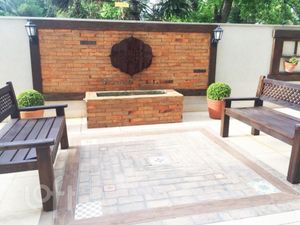 Image 23 - 928280