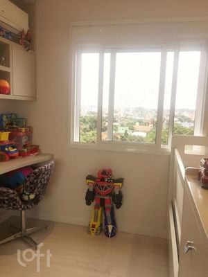 Image 13 - 928280