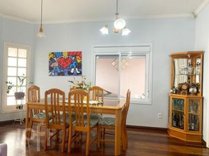 Image 4 - 928298