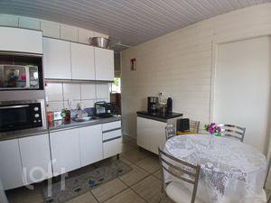 Image 5 - 928302