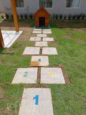 Image 7 - 928303