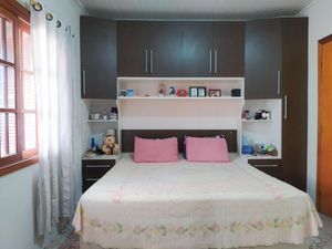 Image 4 - 928304