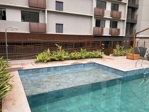 Image 19 - 928311