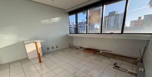 Image 3 - 928329