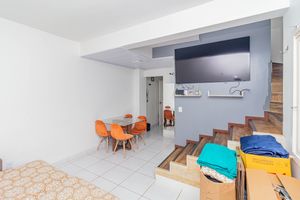 Image 1 - 928363