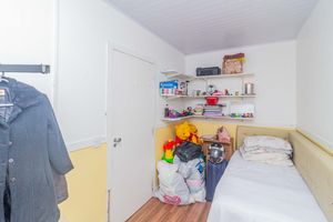 Image 10 - 928363