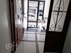 Image 1 - 928374