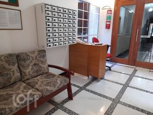 Image 2 - 928374