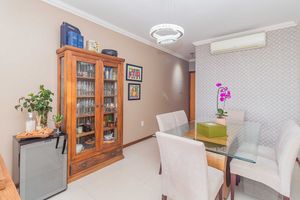 Image 7 - 928377
