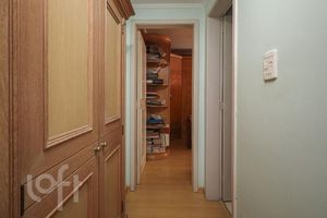 Image 15 - 928379