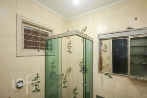 Image 23 - 928379