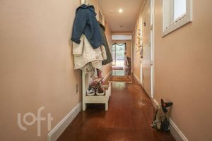 Image 8 - 928379