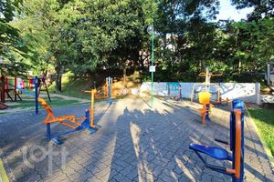 Image 30 - 928382
