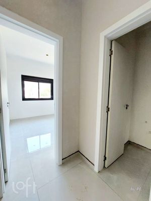 Image 7 - 928392