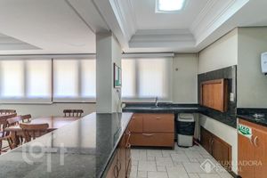 Image 37 - 928416
