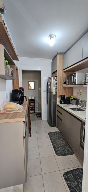 Image 12 - 928431