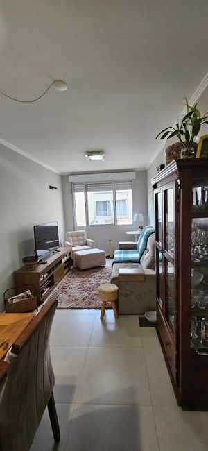 Image 15 - 928431