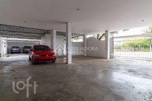 Image 17 - 928436