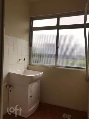 Image 3 - 928440