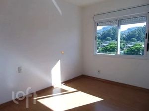 Image 6 - 928447